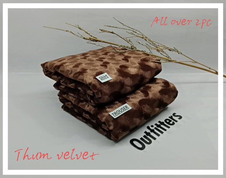2pc Elegant Velvet pluchi Winter Collection  D-7504